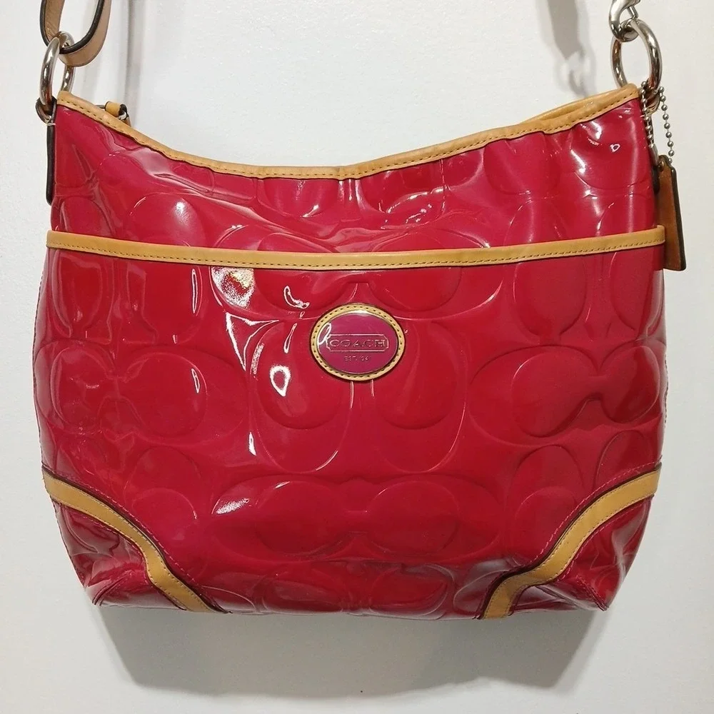 COACH Peyton Embossed Patent Leather Hobo Bag Berry Color Tan Interior